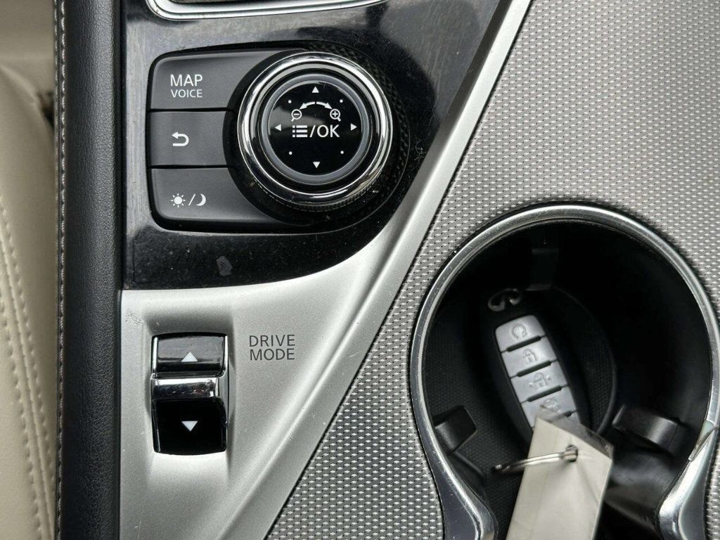 2016 INFINITI Q50 4dr Sedan 3.0t Premium AWD - 22967034 - 26