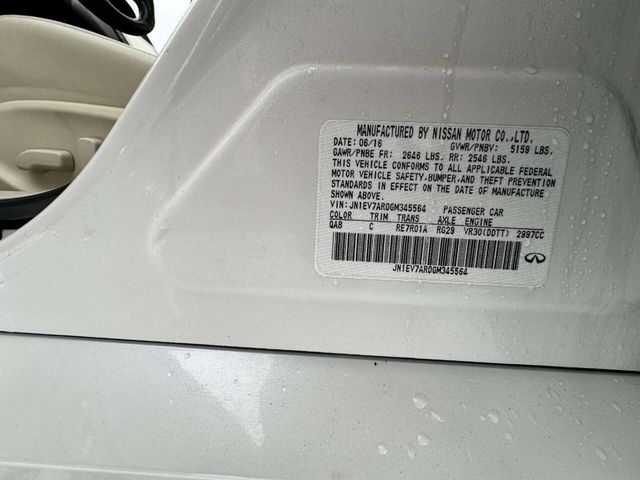 2016 INFINITI Q50 4dr Sedan 3.0t Premium AWD - 22967034 - 30