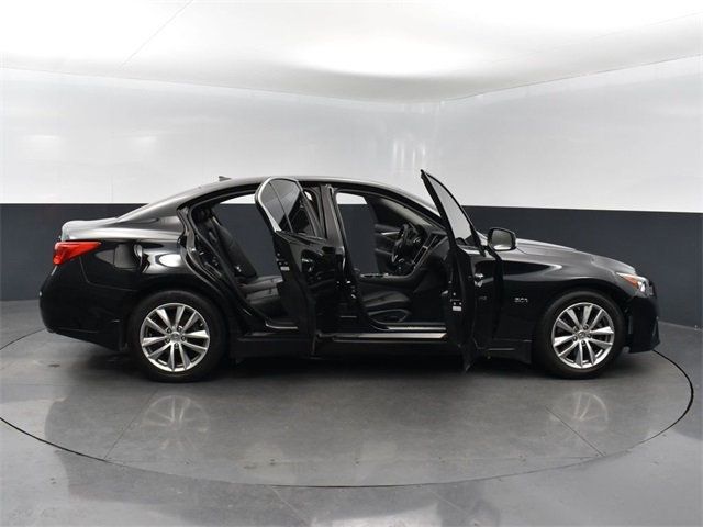 2016 INFINITI Q50 4dr Sedan 3.0t Premium AWD - 22976858 - 26