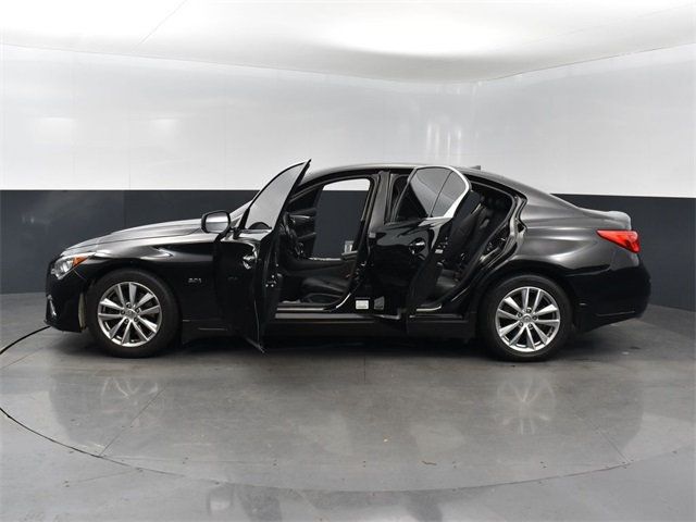 2016 INFINITI Q50 4dr Sedan 3.0t Premium AWD - 22976858 - 28