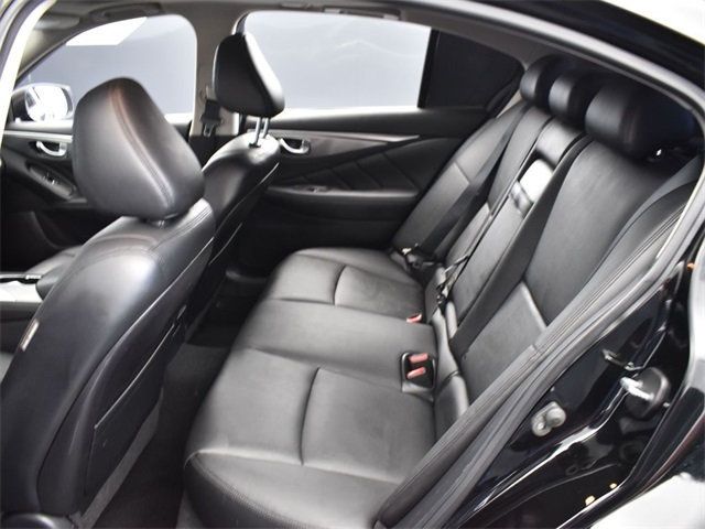 2016 INFINITI Q50 4dr Sedan 3.0t Premium AWD - 22976858 - 7