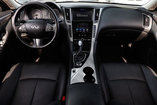 2016 INFINITI Q50 4dr Sedan 3.0t Premium AWD - 22970678 - 25