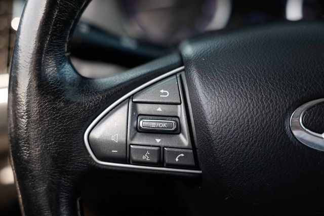 2016 INFINITI Q50 4dr Sedan 3.0t Premium AWD - 22970678 - 30