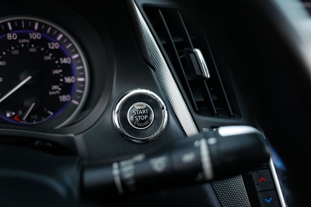 2016 INFINITI Q50 4dr Sedan 3.0t Premium AWD - 22970678 - 34