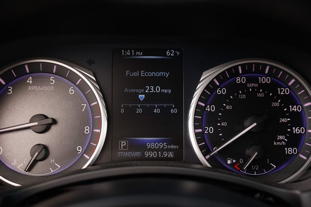 2016 INFINITI Q50 4dr Sedan 3.0t Premium AWD - 22970678 - 50