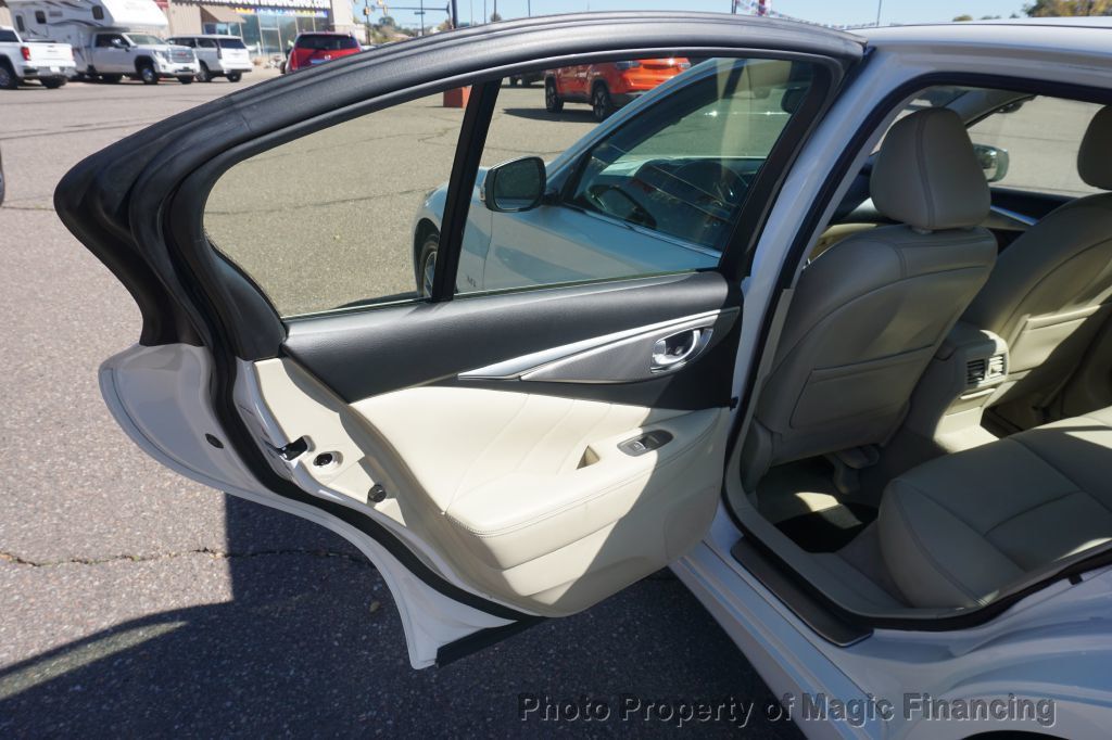 2016 INFINITI Q50 4dr Sedan 3.0t Premium RWD - 22930036 - 10