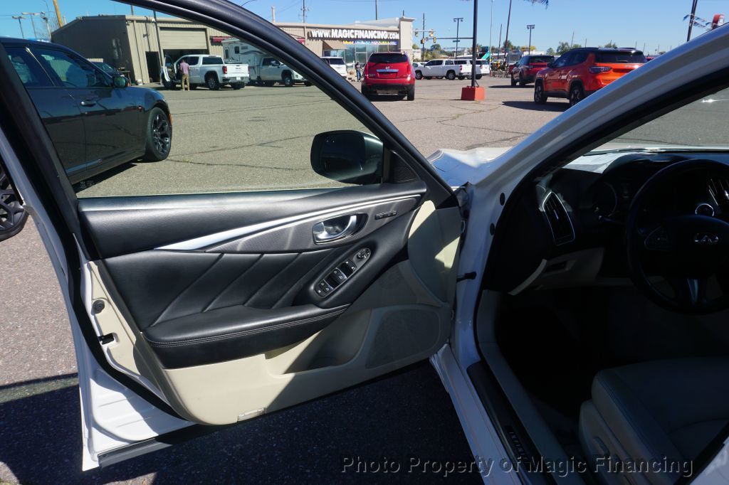 2016 INFINITI Q50 4dr Sedan 3.0t Premium RWD - 22930036 - 6