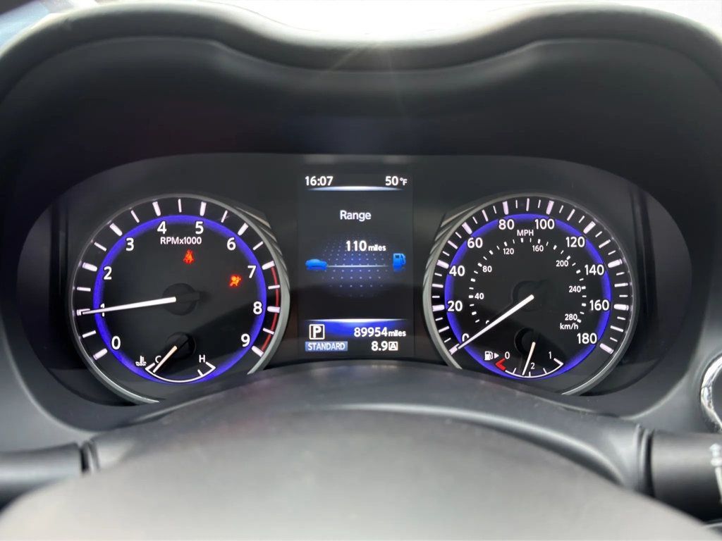 2016 INFINITI Q50 4dr Sedan 3.0t Red Sport 400 RWD - 22965757 - 10