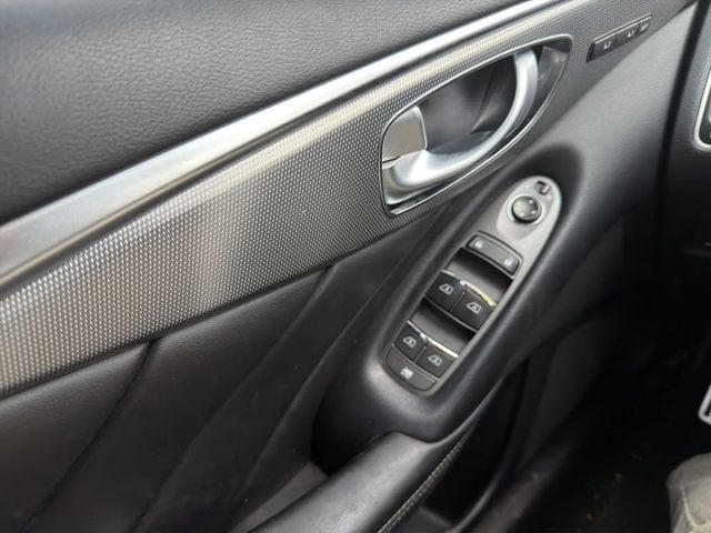 2016 INFINITI Q50 4dr Sedan 3.0t Red Sport 400 RWD - 22965757 - 11