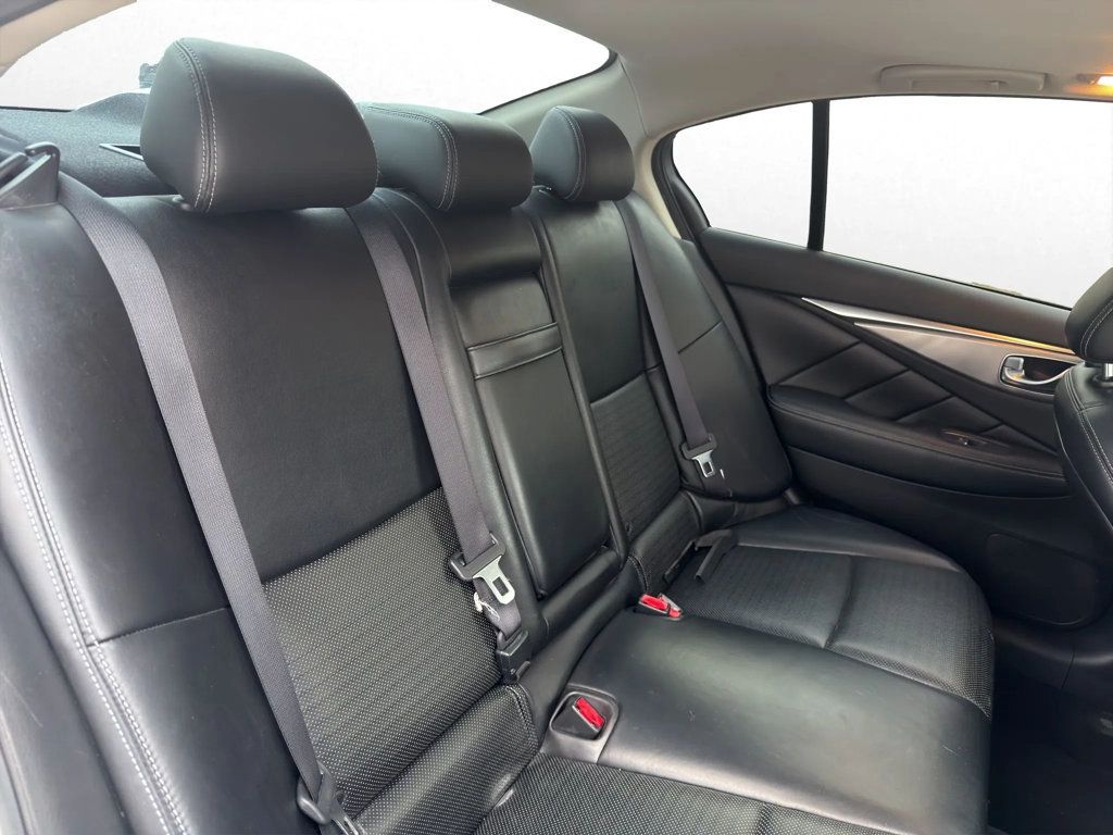 2016 INFINITI Q50 4dr Sedan 3.0t Red Sport 400 RWD - 22965757 - 22