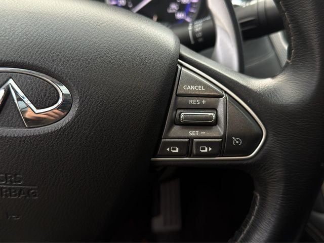 2016 INFINITI Q50 4dr Sedan 3.0t Red Sport 400 RWD - 22965757 - 29