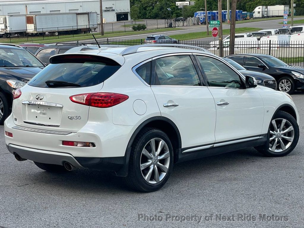 2016 Infiniti QX50 AWD photo 2