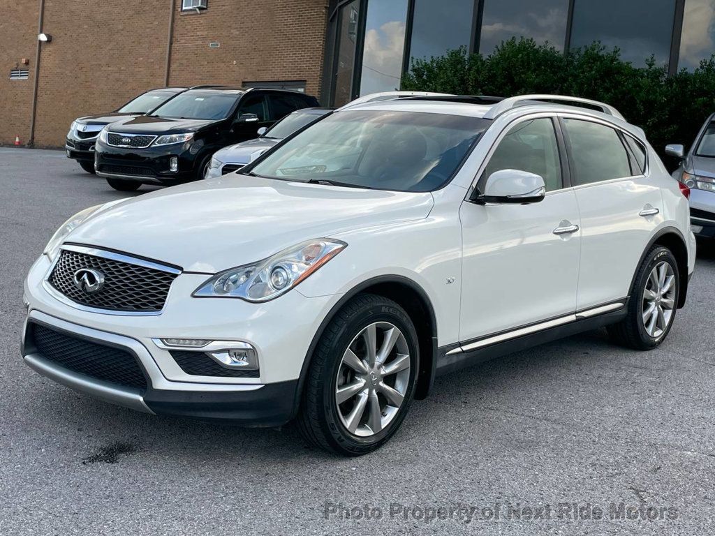 2016 Infiniti QX50 AWD photo 3