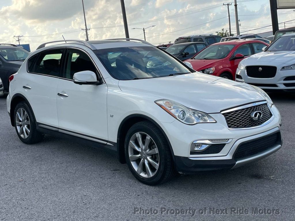 2016 Infiniti QX50 AWD photo 4