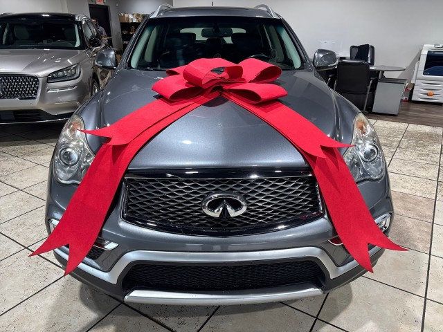 2016 Infiniti QX50 AWD photo 2