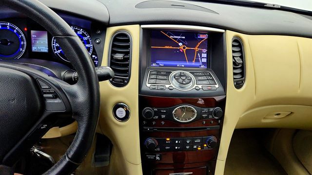 2016 INFINITI QX50 RWD 4dr w/ Premium Plus & Premium Pkgs + Illuminated Kick Plates - 23028802 - 17