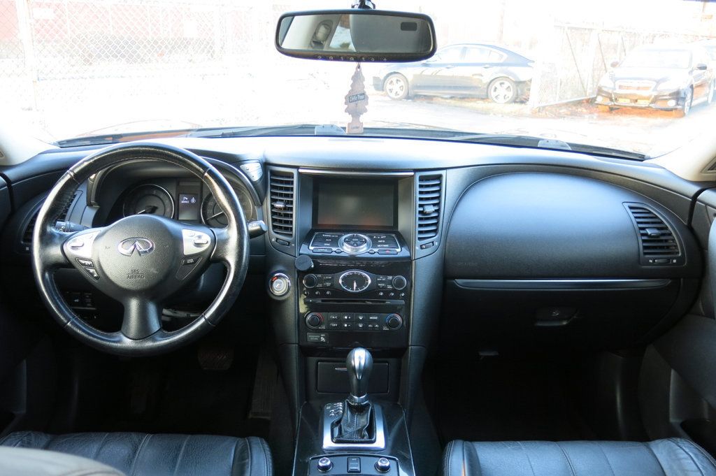 2016 INFINITI QX70 AWD 4dr - 22987192 - 18