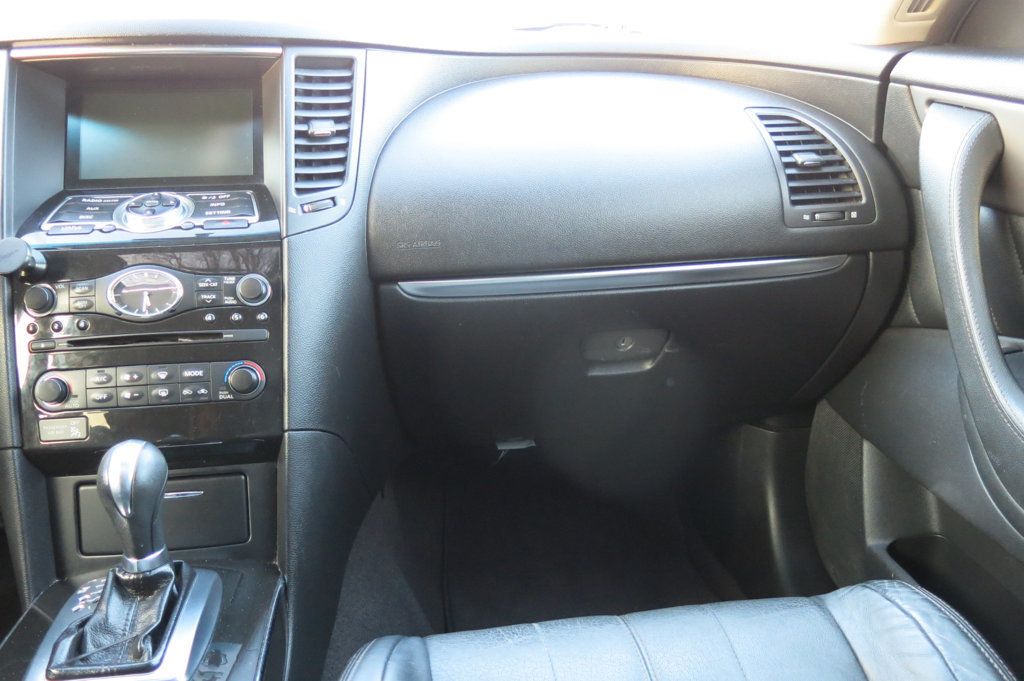 2016 INFINITI QX70 AWD 4dr - 22987192 - 20