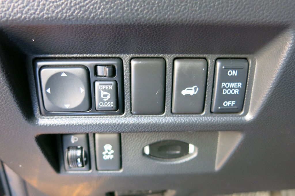 2016 INFINITI QX70 AWD 4dr - 22987192 - 21