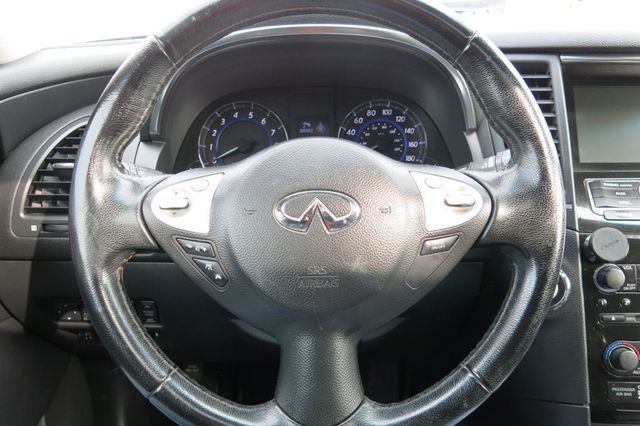 2016 INFINITI QX70 AWD 4dr - 22987192 - 23