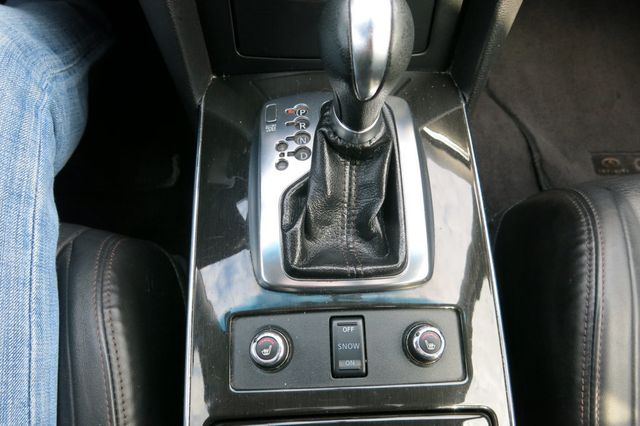 2016 INFINITI QX70 AWD 4dr - 22987192 - 28