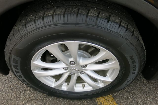 2016 INFINITI QX70 AWD 4dr - 22987192 - 33