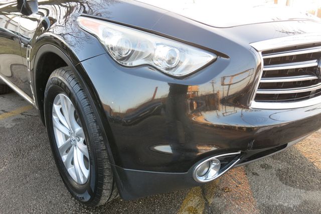 2016 INFINITI QX70 AWD 4dr - 22987192 - 38