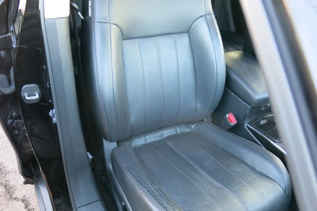 2016 INFINITI QX70 AWD 4dr - 22987192 - 43