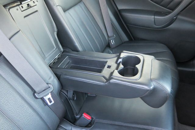 2016 INFINITI QX70 AWD 4dr - 22987192 - 58