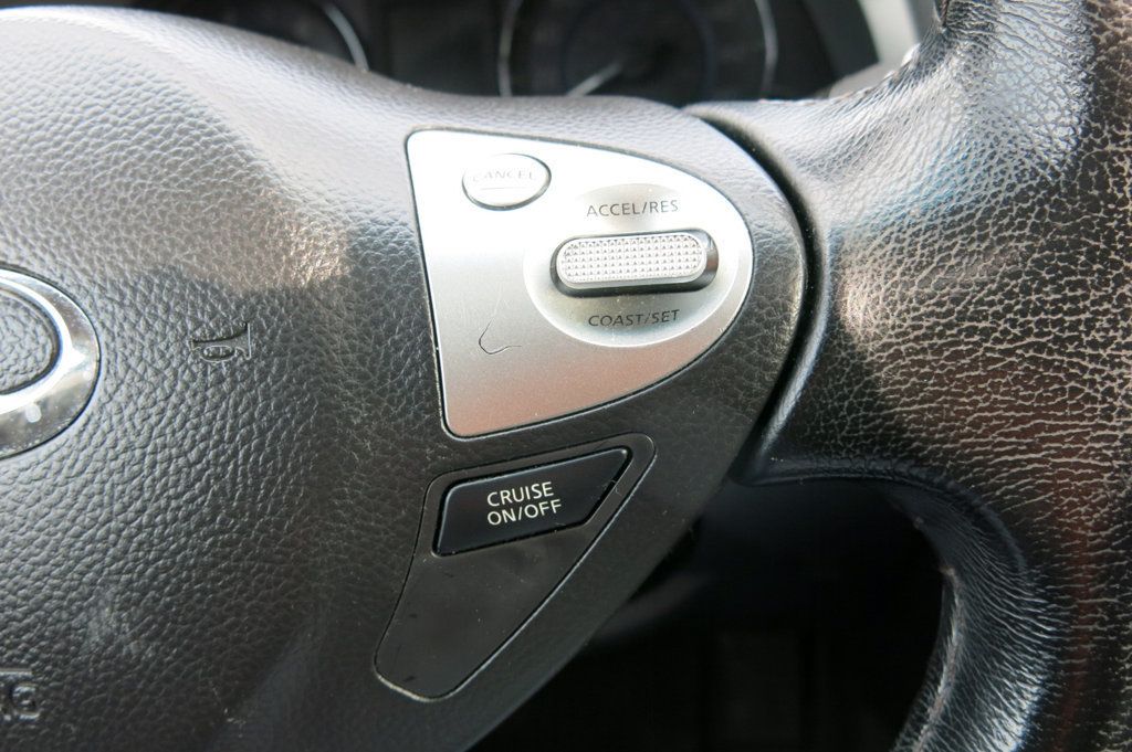 2016 INFINITI QX70 AWD 4dr - 22987192 - 65