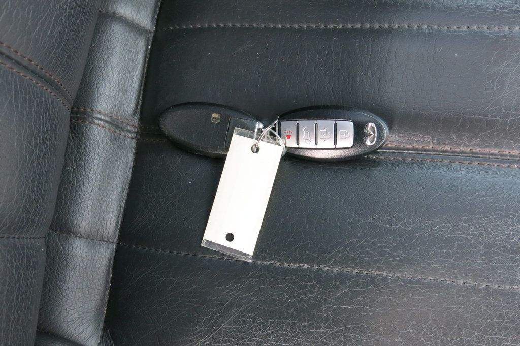 2016 INFINITI QX70 AWD 4dr - 22987192 - 78