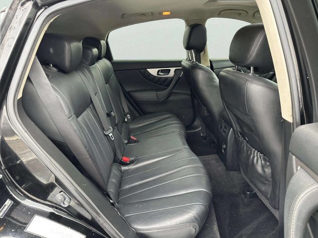 2016 INFINITI QX70 RWD 4dr - 22965538 - 18