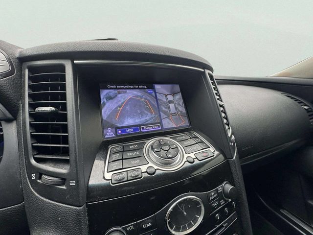 2016 INFINITI QX70 RWD 4dr - 22965538 - 35