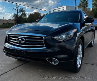 2016 INFINITI QX70