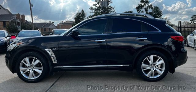 2016 INFINITI QX70 RWD 4dr - 23102594 - 10