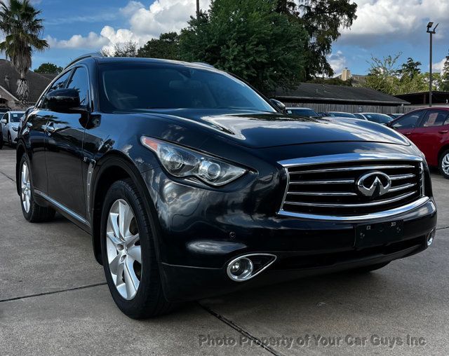 2016 INFINITI QX70 RWD 4dr - 23102594 - 3