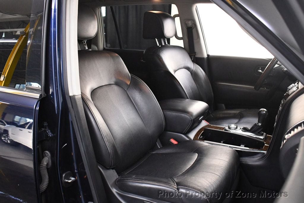 2016 Infiniti QX80 photo 10