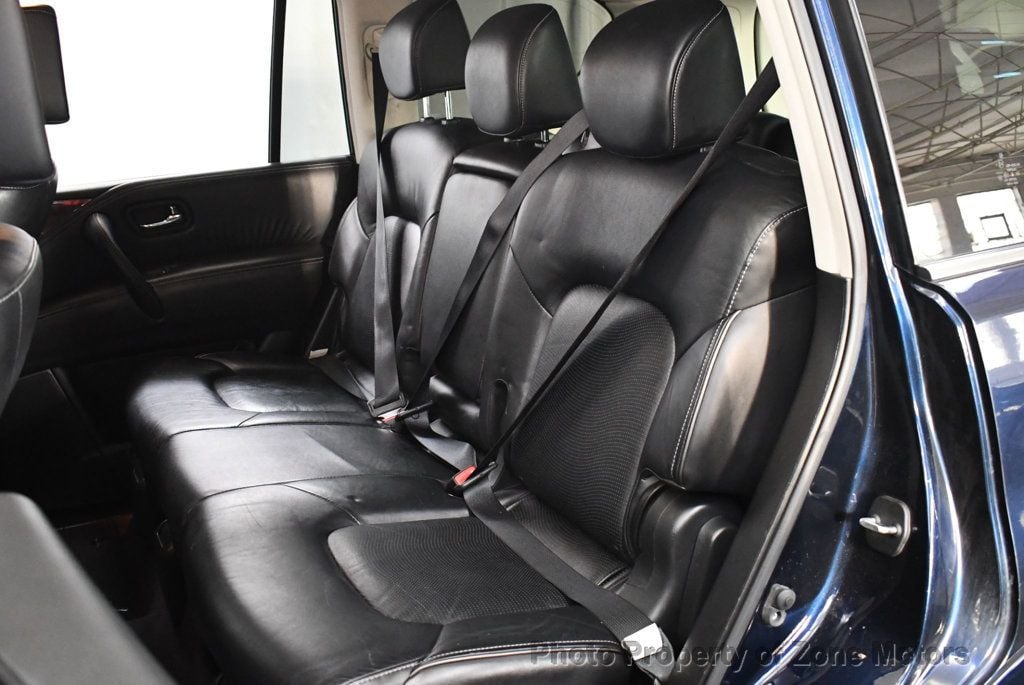 2016 Infiniti QX80 photo 19