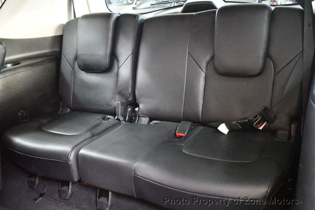 2016 Infiniti QX80 photo 21