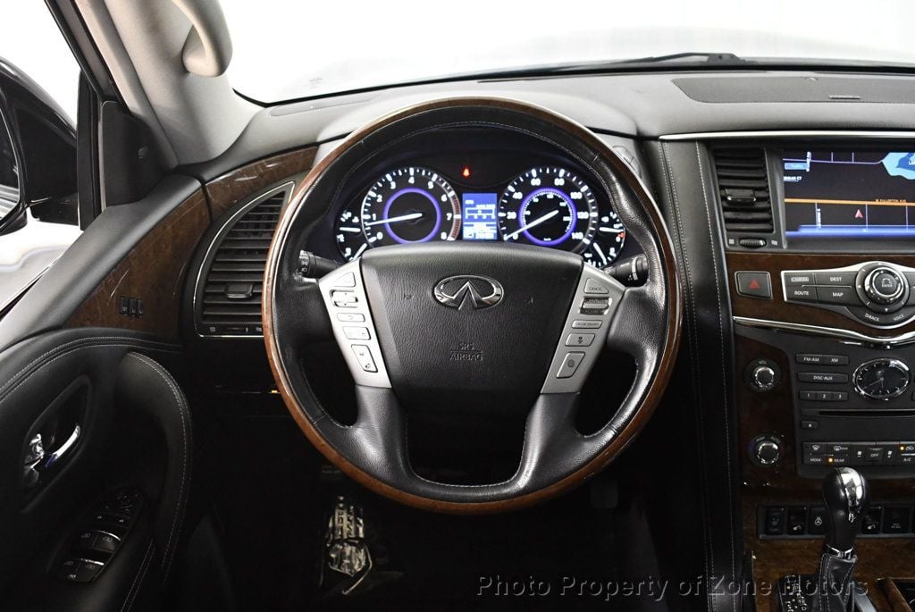 2016 Infiniti QX80 photo 28