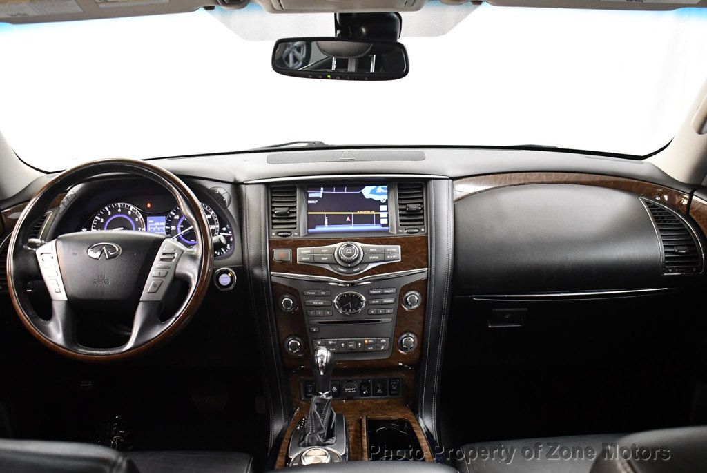 2016 Infiniti QX80 photo 29
