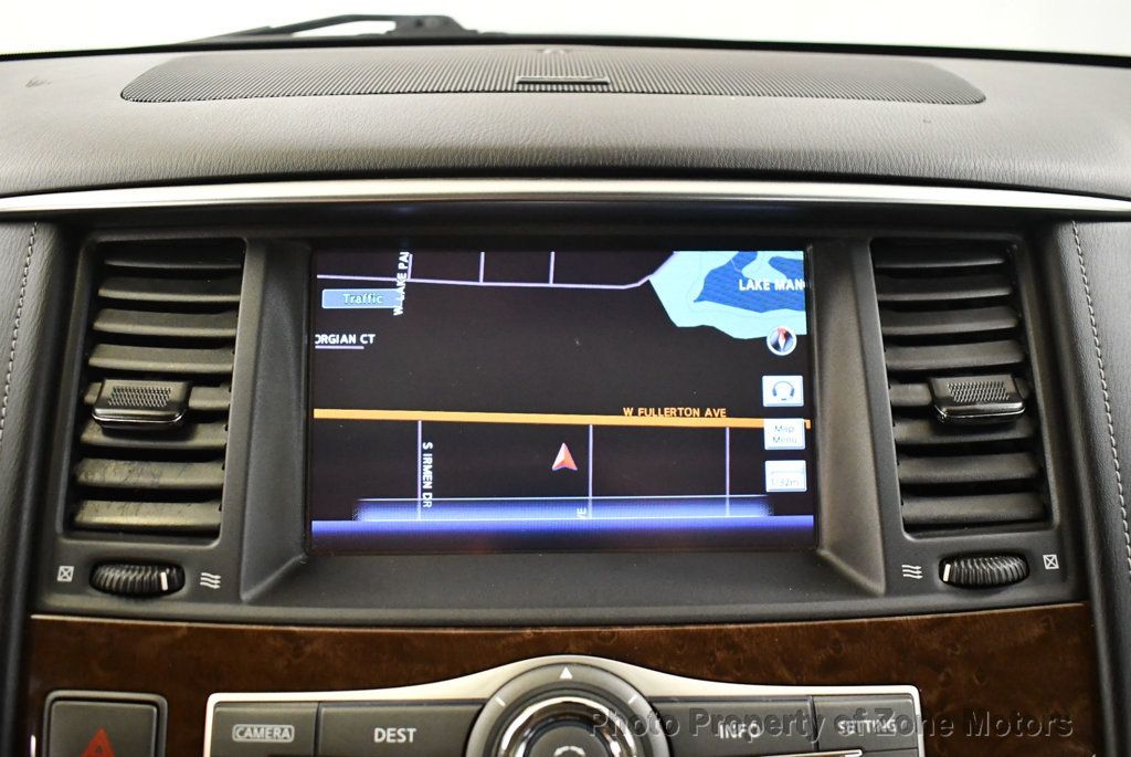 2016 Infiniti QX80 photo 37