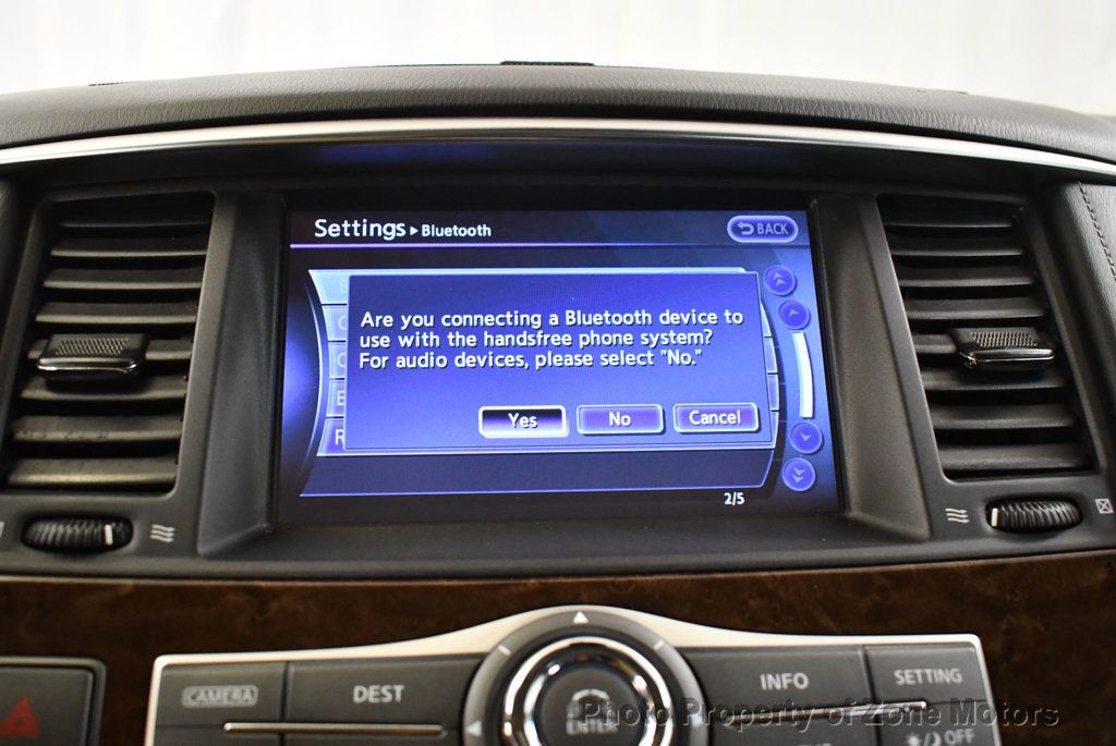 2016 Infiniti QX80 photo 39
