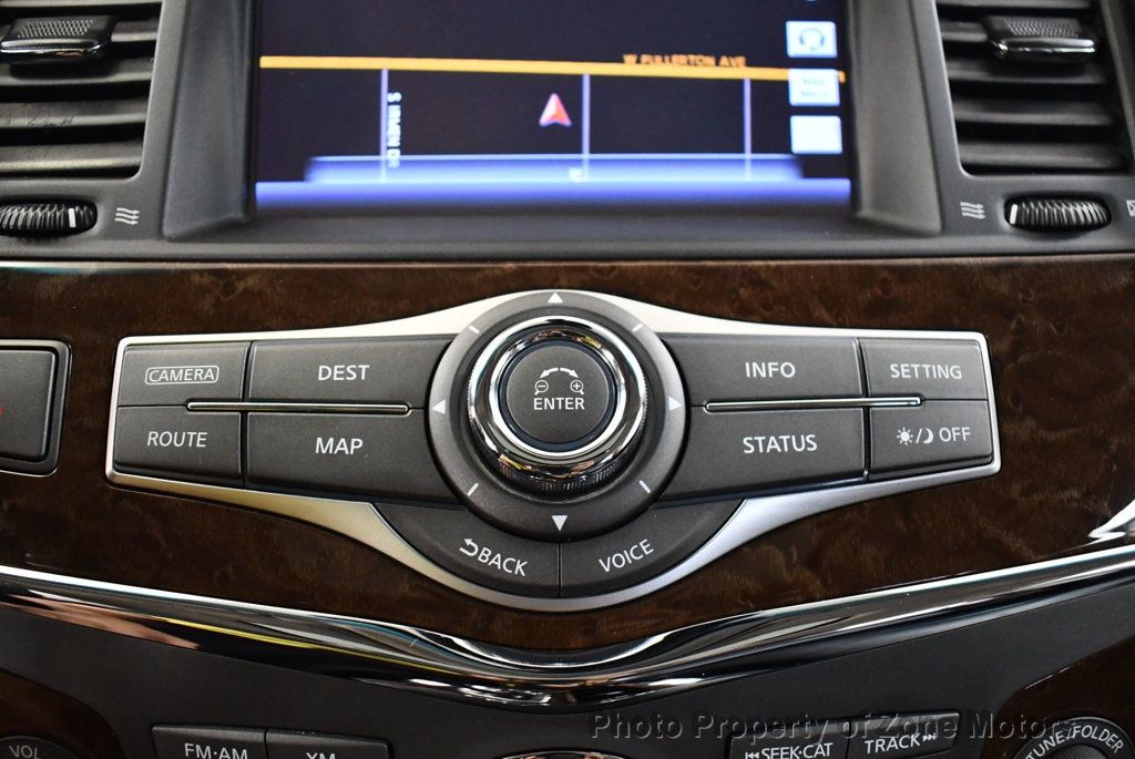 2016 Infiniti QX80 photo 41