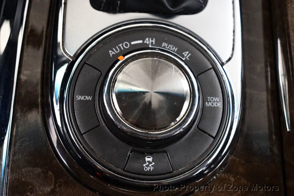 2016 Infiniti QX80 photo 45