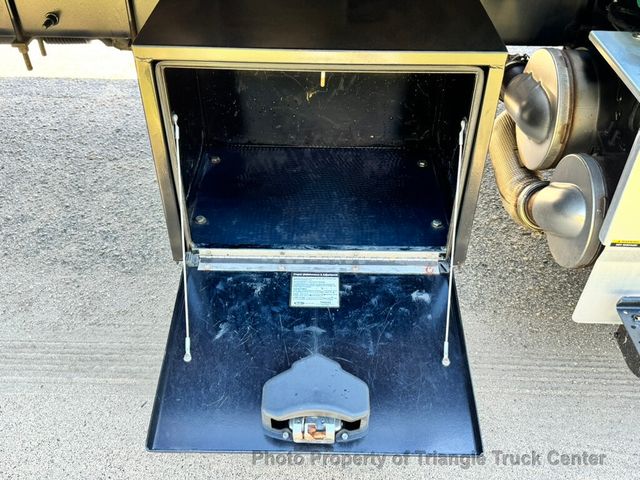 2016 International 4300 JUST 14k MILES! NON CDL! CUMMINS DIESEL HEAVY DUTY DEEP LIFT GATE LBS - 23025767 - 14