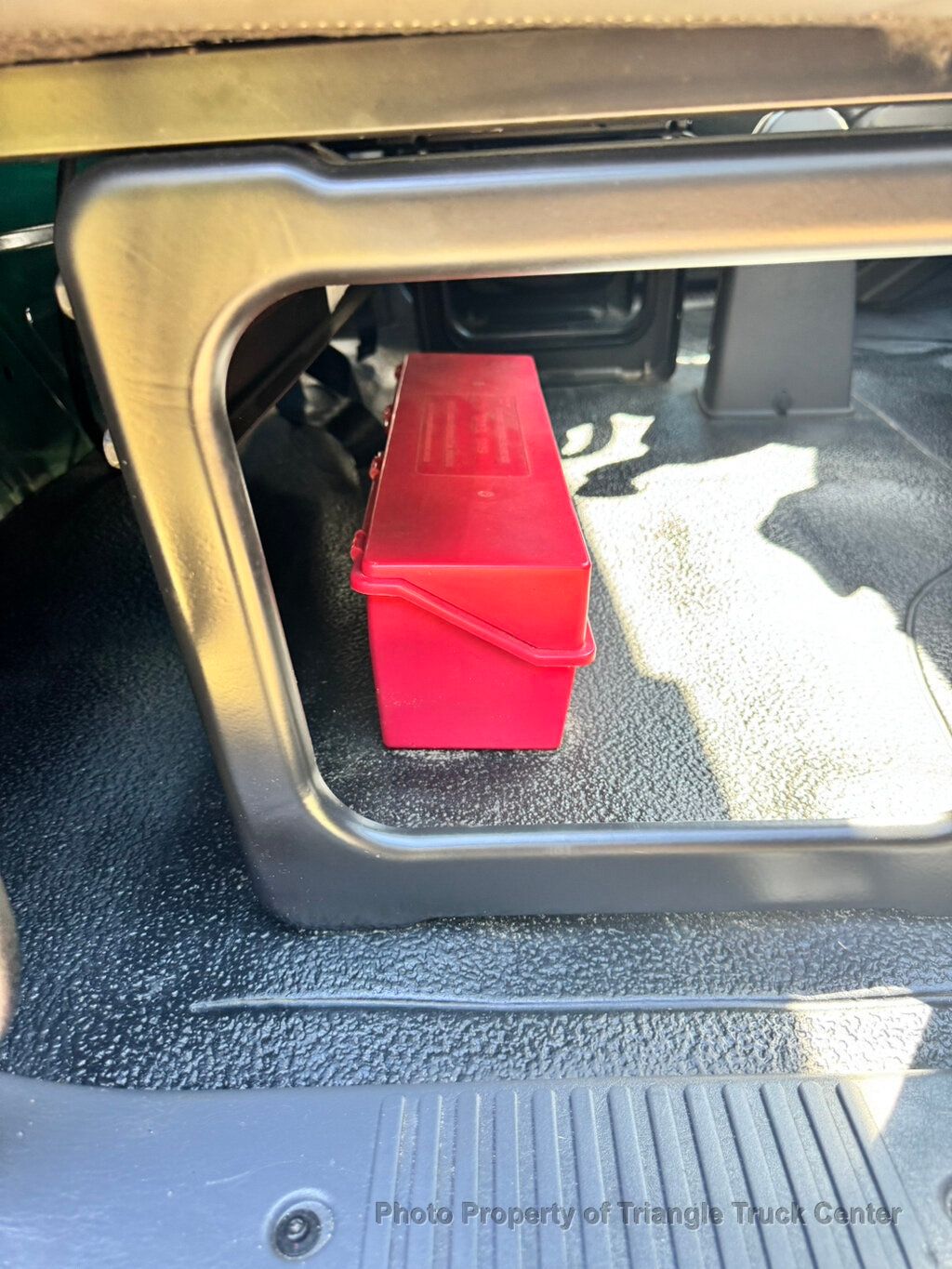 2016 International 4300 JUST 14k MILES! NON CDL! CUMMINS DIESEL HEAVY DUTY DEEP LIFT GATE LBS - 23025767 - 38