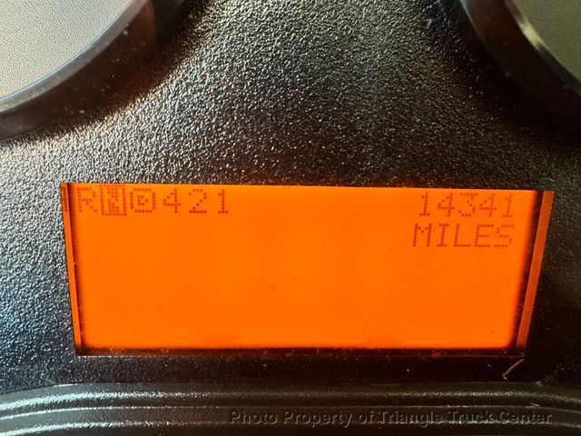 2016 International 4300 JUST 14k MILES! NON CDL! CUMMINS DIESEL HEAVY DUTY DEEP LIFT GATE LBS - 23025767 - 45