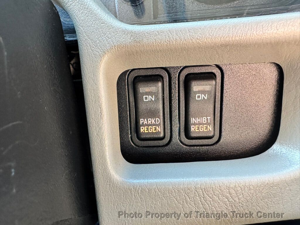 2016 International 4300 JUST 14k MILES! NON CDL! CUMMINS DIESEL HEAVY DUTY DEEP LIFT GATE LBS - 23025767 - 50