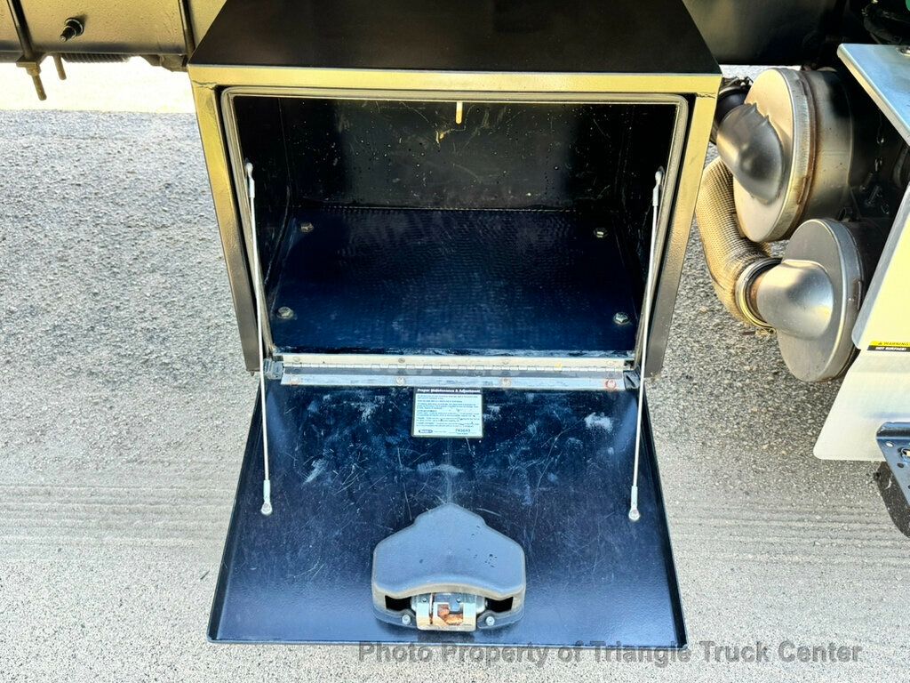 2016 International 4300 JUST 14k MILES! NON CDL! CUMMINS DIESEL HEAVY DUTY LIFT GATE LBS - 23025767 - 13